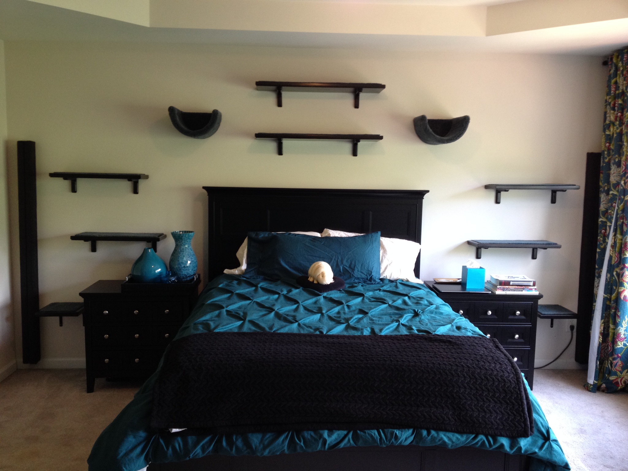 Master bedroom vertical space